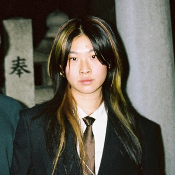 Meet your Posher, Shina - Picture 1 of 1